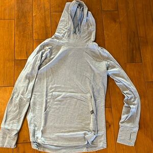 Free fly hooded LS tee